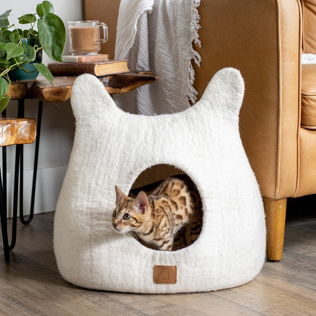 Lit fantaisiste de grotte d’oreille de chat - Cachette de laine feutrée pour les chatons ludiques