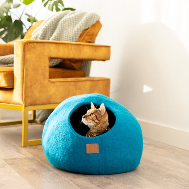 Hochwertiges Katzenhöhlenbett aus gefilzter Wolle – gemütliche runde Peekaboo-Höhle für große oder kleine Katzen – Ozeanblau