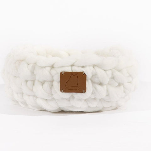 Chunky Knit Wool Cat Bed